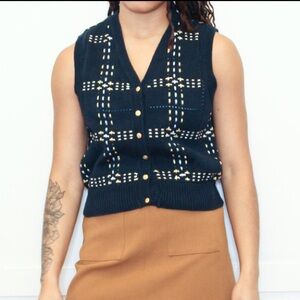 90s Vintage Lizsport crop vest‎ size small navy & gold with gold buttons